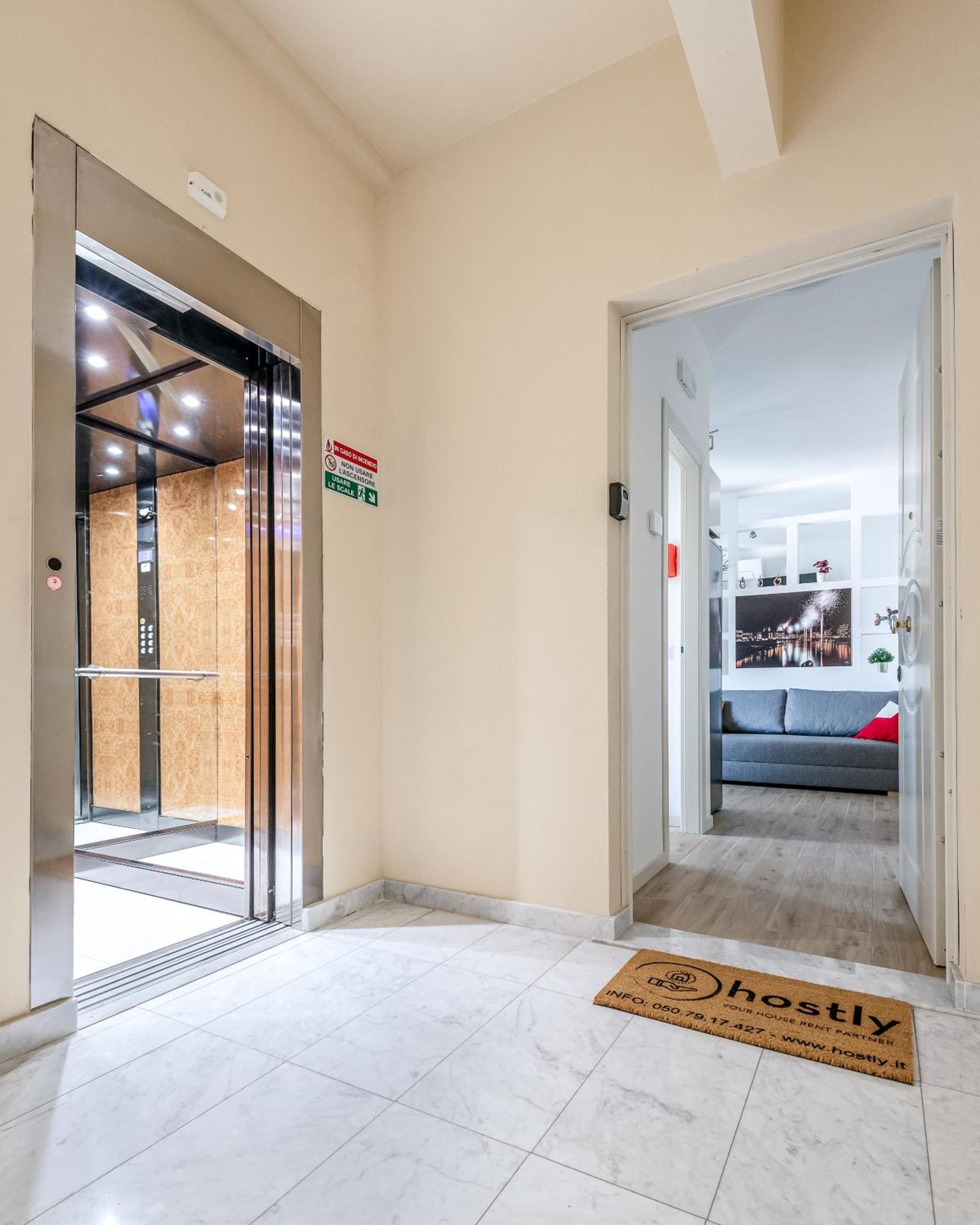 Hostly-Giugio'S House-Lungarni And Town Center Apartment Pisa Exterior photo
